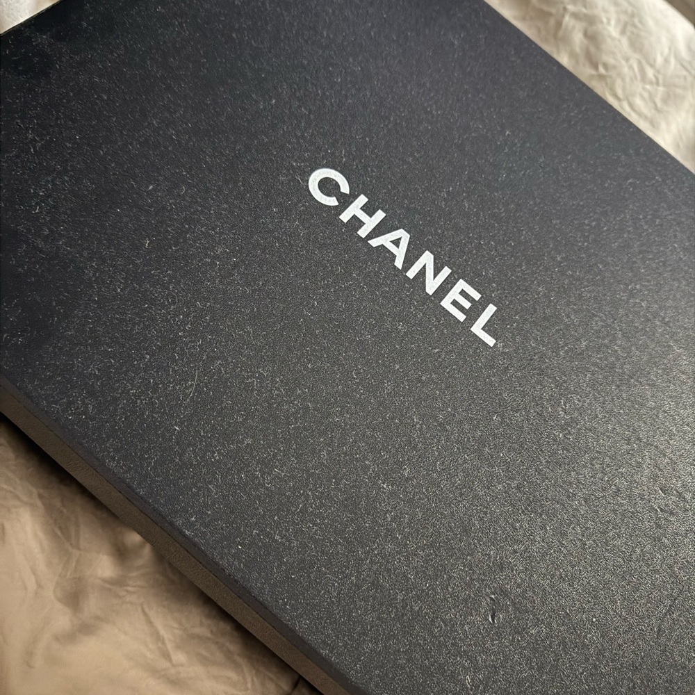 CHANEL White Leather Loafers - Picture 10 of 10